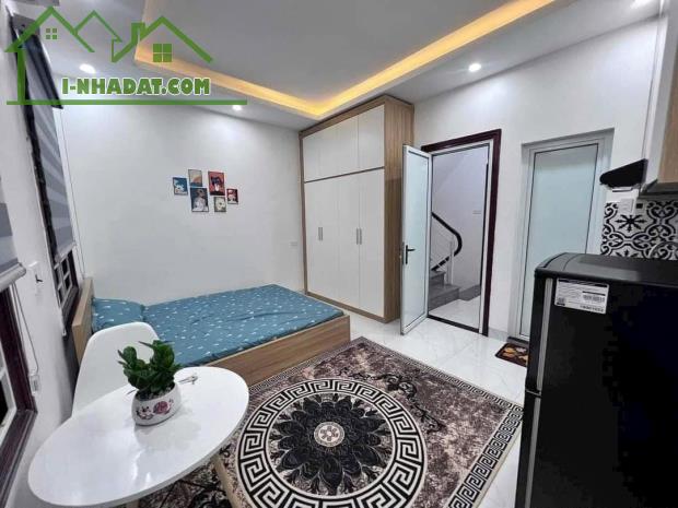 Bán nhà mặt phố Chùa Láng - Đống Đa - Full nội thất - Doanh thu 75tr