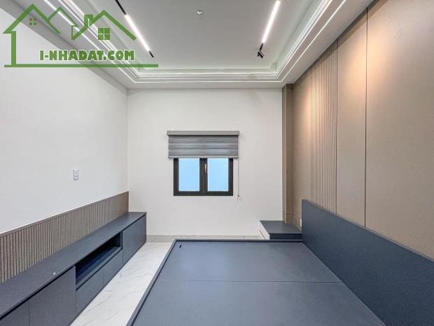 NHÀ TRỆT 2 LẦU MẪU LỆCH TẦNG KDC HỒNG LOAN - CÓ SÂN TRƯỚC VÀ SÂN SAU - 1