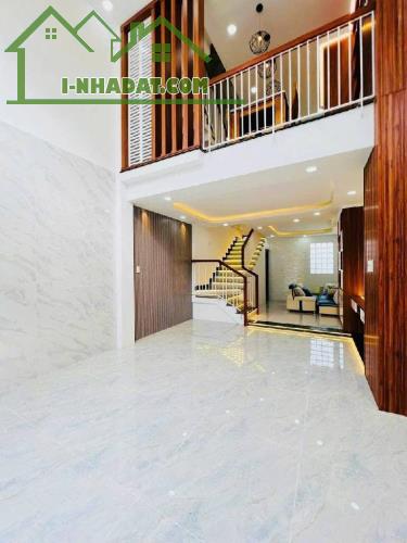 BÁN NHÀ Ô TÔ MERCEDES BENZ NGỦ NHÀ - VIEW CỰC NÉT 70m2 x 4 TẦNG (có thương lượng) - 3