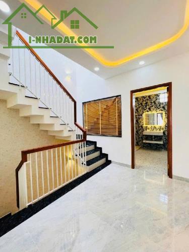 BÁN NHÀ Ô TÔ MERCEDES BENZ NGỦ NHÀ - VIEW CỰC NÉT 70m2 x 4 TẦNG (có thương lượng) - 2