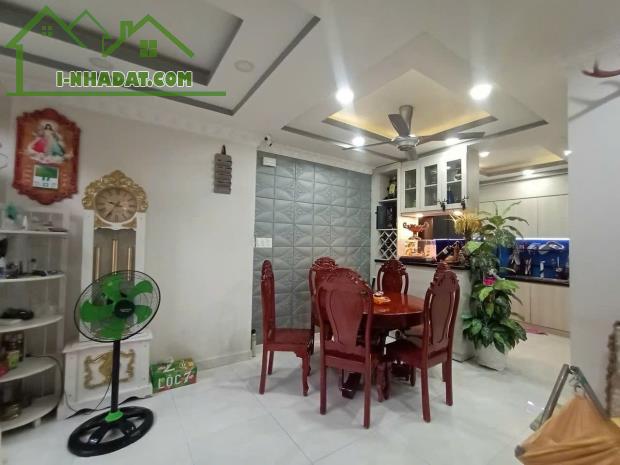 Bán nhà mặt phố Linh Xuân, Thủ Đức, 156m², 11.5 tỷ, sổ hồng - 3