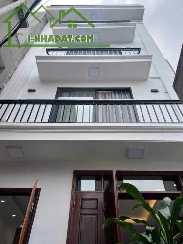 NHÀ ĐẸP PHÚ ĐÔ 40 m² - 6 TẦNG - THANG MÁY - NHÀ MỚI TINH - GẦN Ô TÔ - GIÁ 7.x tỷ - 1