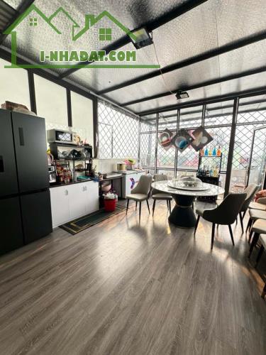 bán nhà mặt phố Đàm Quang Trung, 41m x6tầng, mặt tiền 5m, thang máy, vỉa hè, nở hậu, kinh - 4