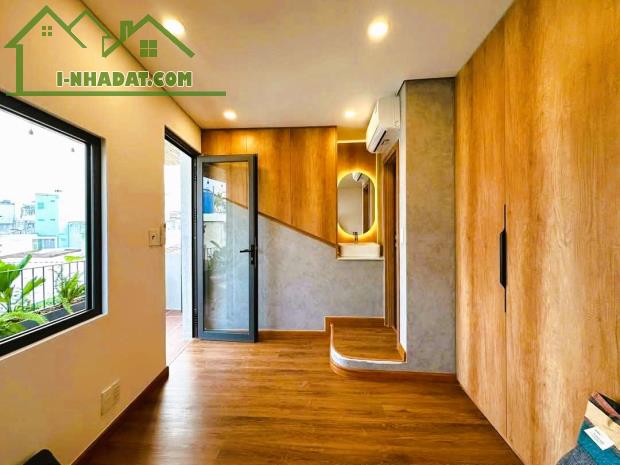 SIÊU PHẨM 4 TẦNG - DTSD 84 M2 - NGANG TO 5M - ÔTÔ SÁT NHÀ - HOÀNG HOA THÁM - BÌNH THẠNH. - 5