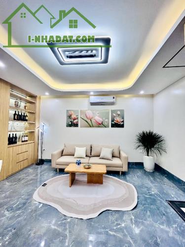 Bán Nhà Đẹp Việt Hưng 50m2- Hơn 9 tỷ-SIÊU PHẨM 6 TẦNG THANG MÁY-FULL NỘI THẤT-KINH DOANH - 1