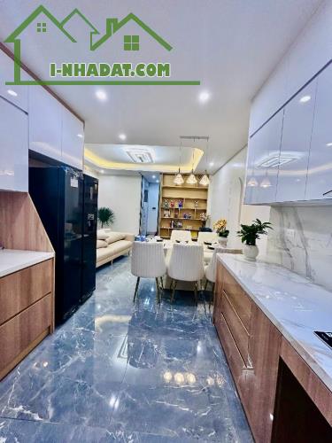 Bán Nhà Đẹp Việt Hưng 50m2- Hơn 9 tỷ-SIÊU PHẨM 6 TẦNG THANG MÁY-FULL NỘI THẤT-KINH DOANH - 3