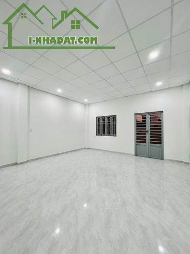 NHÀ ĐẸP ĐÓN TẾT -  90M2 - HẺM XE HƠI - LÊ VĂN VIỆT - NHỈNH 5 TỶ TLCC - 1