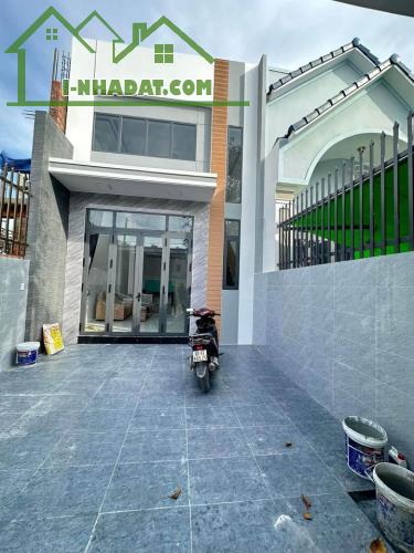 Nhà Bưu Long trả 400tr vào ở ngay - 3