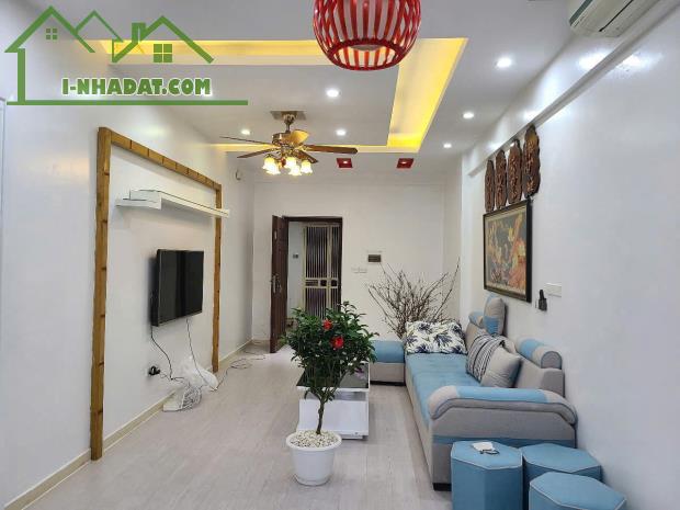 Nhỉnh 2 tỷ sở hữu căn hộ 2N2W - KĐT Saì Đồng, nhà mua để ở nên giữ gìn cẩn thận - Ban công - 2