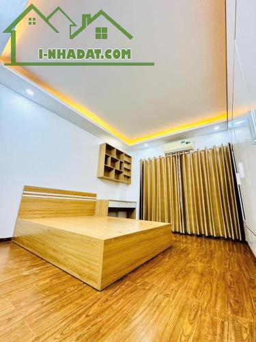 👨‍👩‍👧‍👦Nhà Nguyễn Khánh Toàn 30m2 - 5 Tầng - Siêu Hiếm - Phố Vip Tại Hà Nội - 3