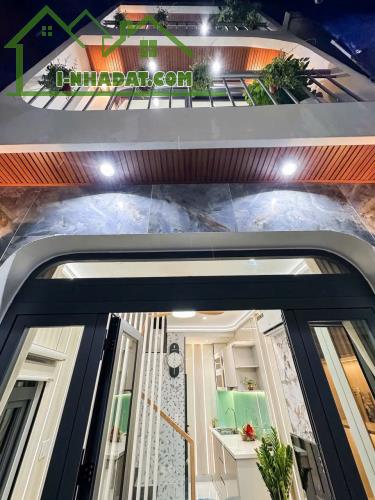 Bán Nhà 1 sẹc Nguyễn Thượng Hiền 15m2 hẻm 2m – Giá 3,58 Tỷ tl.