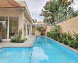 Bán Villa Hồ Bơi Sân Vườn 555m2(20mx28m) Góc 2 Mặt Tiền,Thảo Điền,Q2-Giá 140 Tỷ TL