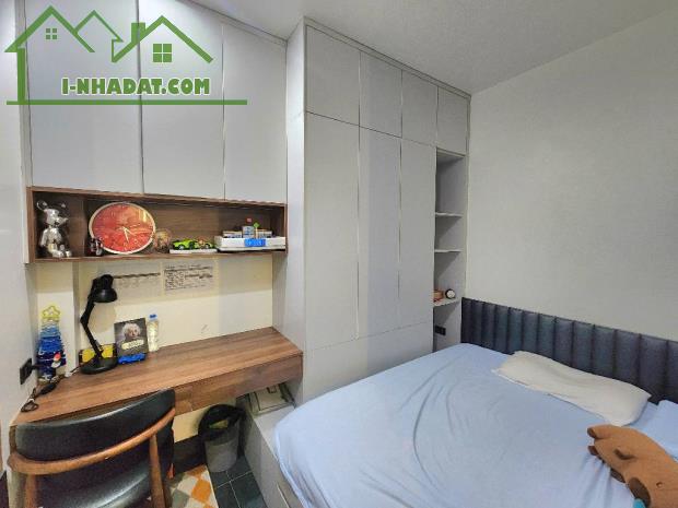 BÁN NHÀ TRÂU QUỲ - DÂN XÂY TÂM HUYẾT - GIÁ HƠN 5 TỶ  [ BÁN TRONG THÁNG ] - 2