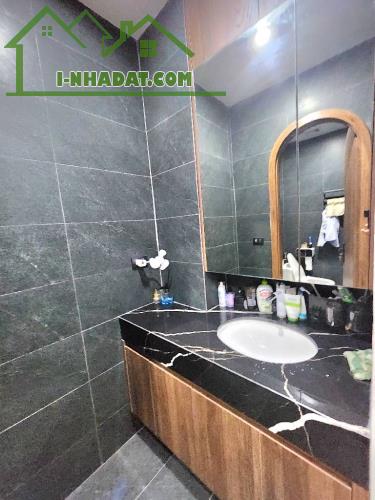 BÁN NHÀ TRÂU QUỲ - DÂN XÂY TÂM HUYẾT - GIÁ HƠN 5 TỶ  [ BÁN TRONG THÁNG ] - 3