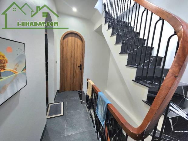 BÁN NHÀ TRÂU QUỲ - DÂN XÂY TÂM HUYẾT - GIÁ HƠN 5 TỶ  [ BÁN TRONG THÁNG ] - 5