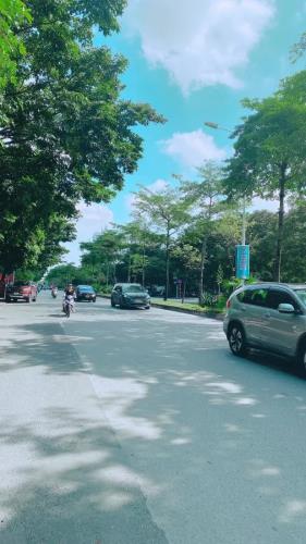 Bán nhà Gần mặt phố Chu Huy Mân Long Biên 59m 7T MT4m 14 tỷ gara ô tô, thang máy - 2