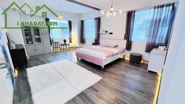 Bán căn hộ chung cư Phú Mỹ Thuận, 187m2, đầy đủ nội thất hiện đại, view sông, giá 4 tỷ - 1