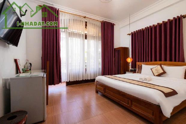 Cần bán khách sạn trung tâm phố cổ Hội An Dòng tiền khủng-chuyển nhượng gấp