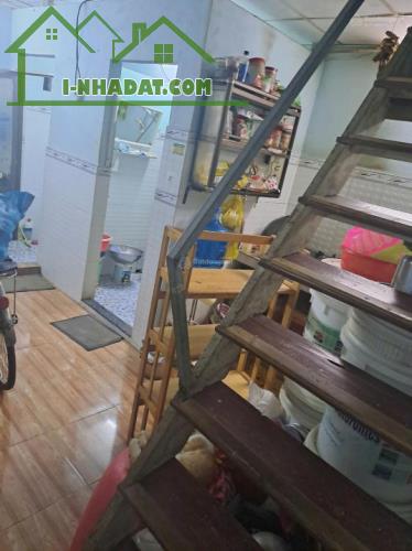 BÁN 2 CĂN NHÀ C4 TRÊN 180M2 THỔ CƯ (12M X 15M), VUÔNG VỨC - CHỈ 6.2 TỶ - KDC HIỆN HỮU, - 3