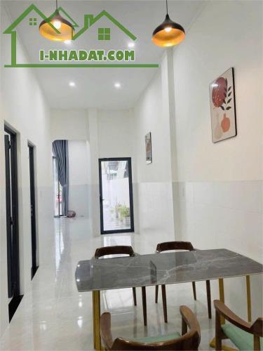 Thanh Lý Nhà Cấp 4 - Hẻm 6m - Gần Cầu Ông Thìn và Chợ Qui Đức Bình Chánh TPHCM ! - 3