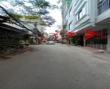 CẦN BÁN GẤP NHÀ ĐẸP - PHÚ DIỄN – NGÕ Ô TÔ TRÁNH – VỈA HÈ RỘNG – KINH DOANH TỐT