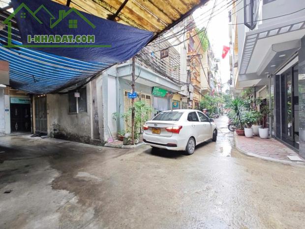 Bán nhà Xã Đàn 112m Ô tô vào nhà 14 phòng cho thuê - Móng bè ép cọc tường 20 giá đầu tư