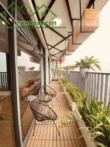 Bán CC Discovery 302 Cầu Giấy. DT 195m2, 4N, 3WC, full nội thất, 16 tỷ. 0974 687 037 - 2