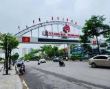 CẦN BÁN MẶT PHỐ PHÙNG DT 40m MT 4m ĐƯƠNG OTO ĐUA