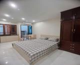 Bán nhà đẹp Gia Quất- Dân Xây- Lô góc- Oto - ô chờ thang máy- 45m 5 tâng mặt tiền rộng