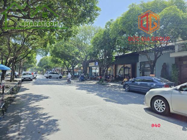 Bán lô đất góc 2 mặt tiền đường Phan Trung (đường 5 cũ); sổ hồng 150m2 giá 17,9 tỷ