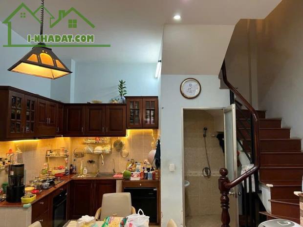 CHO THUÊ NHÀ ĐẸP FULL NỘI THẤT CAO CẤP-CỘNG HOÀ-2 TẦNG-3PN-CHỈ 15TR - 3