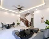 BÁN NHÀ ĐẸP THẠCH BÀN LONG BIÊN, 6 TẦNG THANG MÁY LÔ GÓC Ô TÔ ĐỖ CỬA 45M² – CHỈ HƠN 7 TỶ