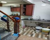 Cho thuê tầng 1 nhà mặt đường Hùng Vương , Sở Dầu . Vỉa hè rộng . Phù hợp làm văn phòng ,