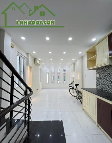 Cho Thuê Nguyên Căn Quận 1 - Nguyễn Đình Chiểu - 3PN - 17 Triệu