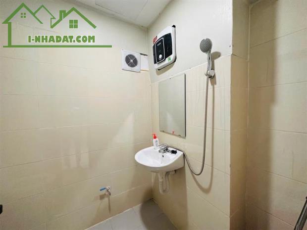 TẬP THỂ TẦNG 2  ĐƯỜNG HOÀNG QUỐC VIỆT 75M 2 NGỦ GIÁ 4,25 TỶ,FULL NỘI THẤT - 4