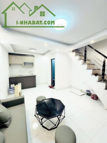 ⭐️NHÀ ĐẸP NHỎ XINH PHỐ 51 DƯ HÀNG - 1