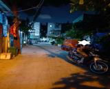 Cần bán gấp nhà Quận 12- Đông Hưng Thuận ngay Quang Trung- DT 70m2- chỉ 3,9 tỷ 0935767286