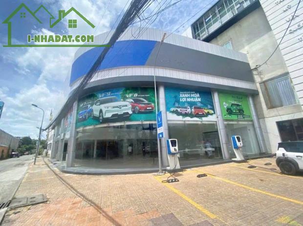 Cho thuê góc mặt tiền trung tâm quận ninh kiều cần thơ hơn 1000m2