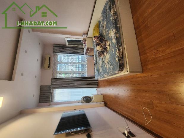 Bán biệt thự liền kề trung tâm thị trấn Trâu Quỳ Gia Lâm- Vỉa hè Kinh Doanh 60m 54 tầng - 1