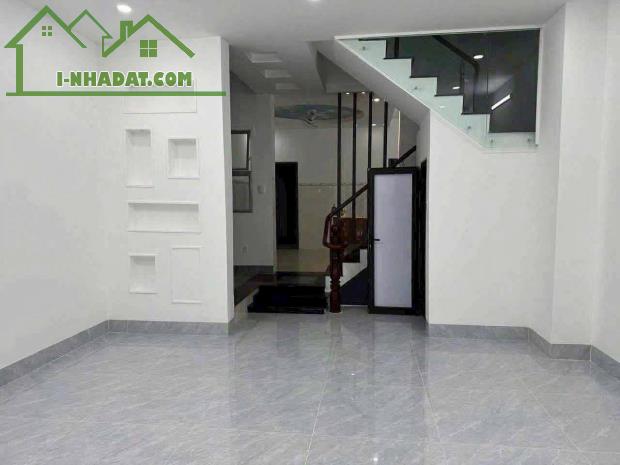 Cho thuê nhà mặt tiền lê lai đoạn gần công viên lưu hữu phước