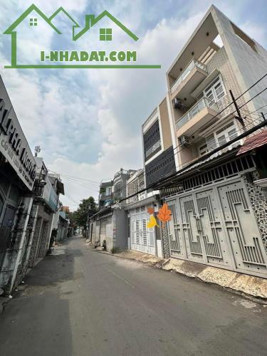 BÁN NHÀ HẺM XE HƠI LÊ QUANG ĐỊNH – GẦN PHẠM VĂN ĐỒNG – 4 TẦNG – 7PN – 9.5 TỶ TL
