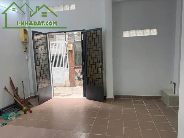 CHÍNH CHỦ CẦN CHO THUÊ NHÀ NGUYÊN CĂN TẠI DUY TÂN, Q. PHÚ NHUẬN