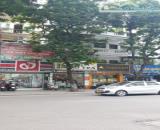 Mặt phố Đội Cấn nhà đẹp giá rẻ bán gấp trong 20 ngày 60m 5T thang máy kinh doanh vô địch