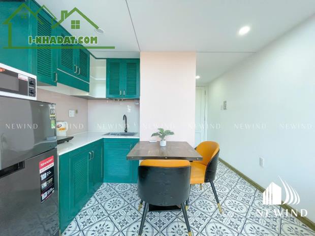 Loại hiếm nhiều người cần nay có căn duplex cửa kính ban công view đẹp.