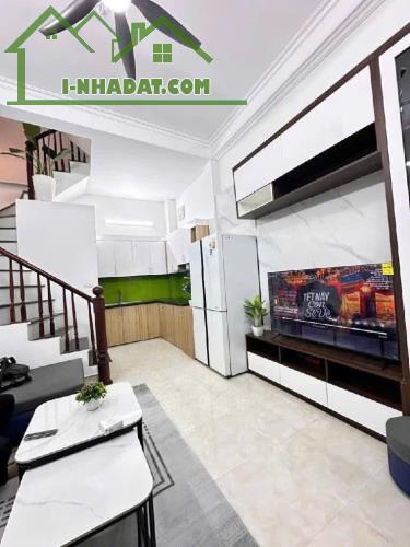 SIÊU PHẨM CÁCH MẶT PHỐ CẦU GIẤY 10M - 30M2- NHÀ ĐẸP Ở NGAY - MẶT TIỀN ĐẸP- FULL NỘI THẤT - 1