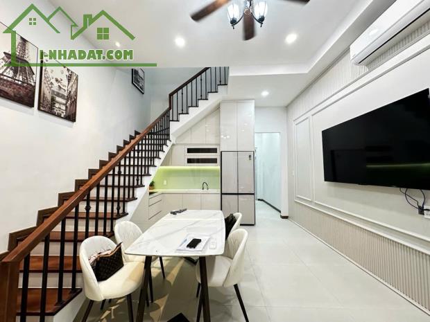 Bán nhà mới Phan Đình Phùng, 50m2, 3PN 2WC, nhỉnh 7 tỷ, ở ngay.
