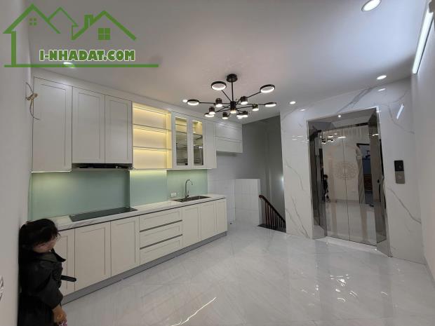 Bán nhà siêu rẻ mặt ngõ ôtô kinh doanh phố Nguyễn Chính 45m2 5tầng thang máy 10.3 tỷ - 1