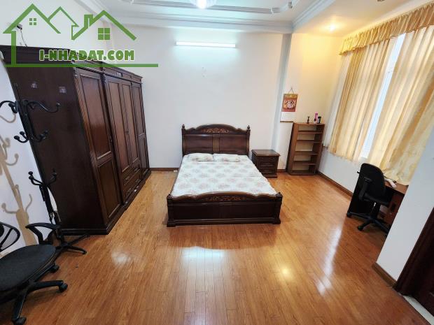 💥💥💥CẦU GIẤY LÔ GÓC 50M2 - 5 TẦNG - FULL NỘI THẤT - Ô CHỜ THANG MÁY - 15M RA PHỐ CẦU GIẤ - 3