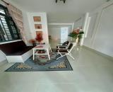 Bán hoặc cho thuê nhà 1 trệt 1 lầu,5 phòng ngủ,5wc ngay trung tâm TP Bến Tre