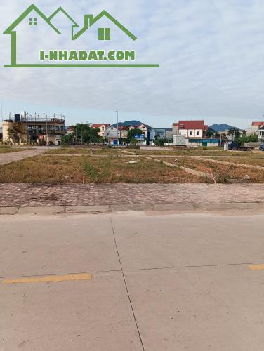 Bán Đất khu Đấu Giá Đông Lai - Quang Tiến - 180M2 - 42T/M2